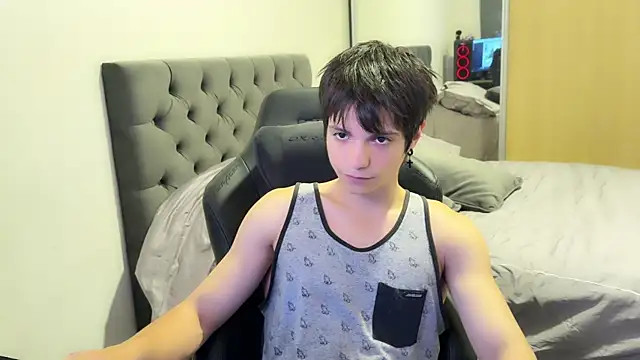 Snapshot of SasukeUhchiaa chatting on 18, 2, 2025 SasukeUhchiaa online show from 18, 2, 2025