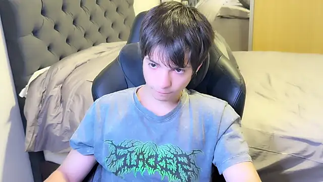 Snapshot of SasukeUhchiaa chatting on 26, 2, 2025 SasukeUhchiaa online show from 26, 2, 2025