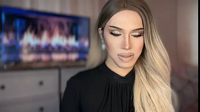 Ts glamxxxx online show from 17, 4, 2026