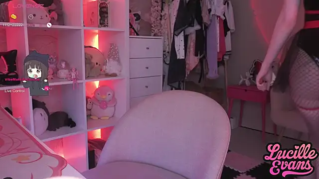 lucille evans online show from 26, 2, 2025