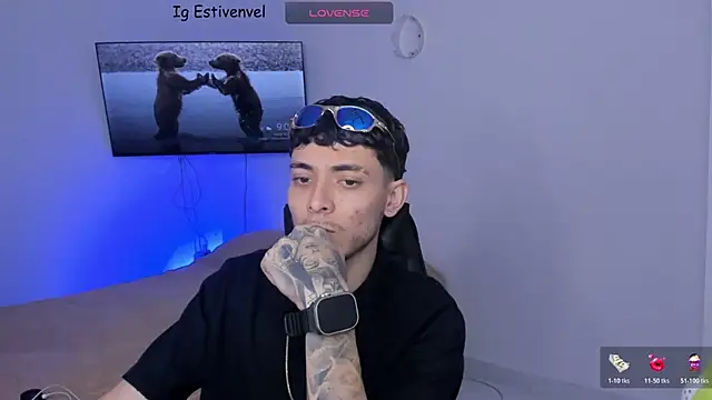 Snapshot of steve_latin chatting on 1, 2, 2026 steve latin online show from 1, 2, 2026