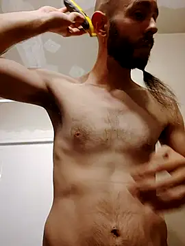 Snapshot of JohnnyFaster chatting on 9, 11, 2025 JohnnyFaster online show from 9, 11, 2025