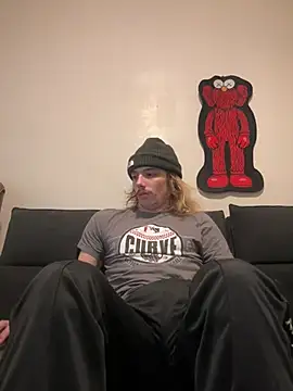 Snapshot of trippyski chatting on 2, 1, 2025 trippyski online show from 2, 1, 2025