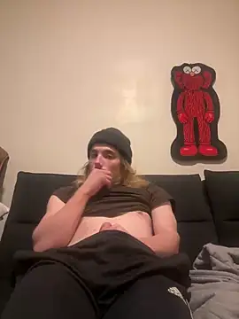 Snapshot of trippyski chatting on 3, 1, 2025 trippyski online show from 3, 1, 2025