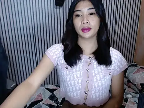 Maria-Moore online show from 30, 9, 2025