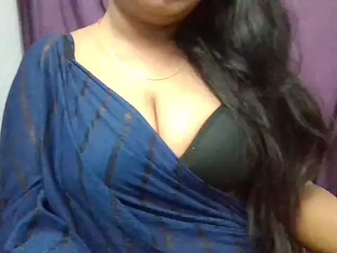 Snapshot of Roopshikha39 chatting on 31, 10, 2025 Roopshikha39 online show from 31, 10, 2025