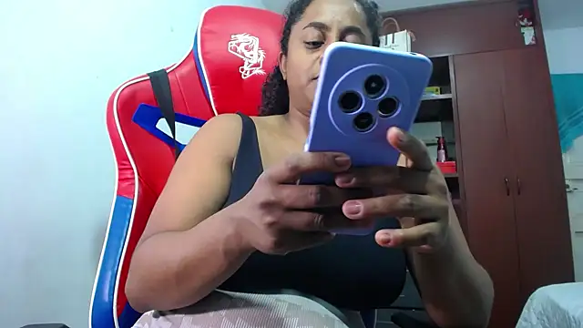 Snapshot of BellaKarla chatting on 30, 5, 2026 BellaKarla online show from 30, 5, 2026