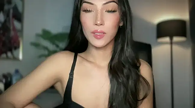 Snapshot of Bella_Gordon chatting on 28, 2, 2025 Bella Gordon online show from 28, 2, 2025