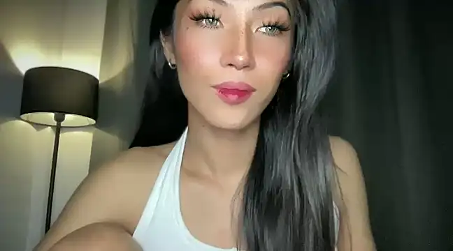 Snapshot of Bella_Gordon chatting on 12, 3, 2025 Bella Gordon online show from 12, 3, 2025