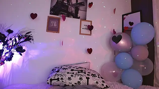 Snapshot of Gin_Zc chatting on 4, 2, 2025 Gin Zc online show from 4, 2, 2025