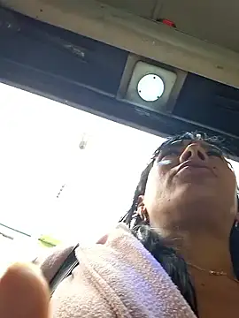 Doll Loren online show from 22, 2, 2025