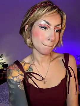 Cinamoonn online show from 4, 10, 2025