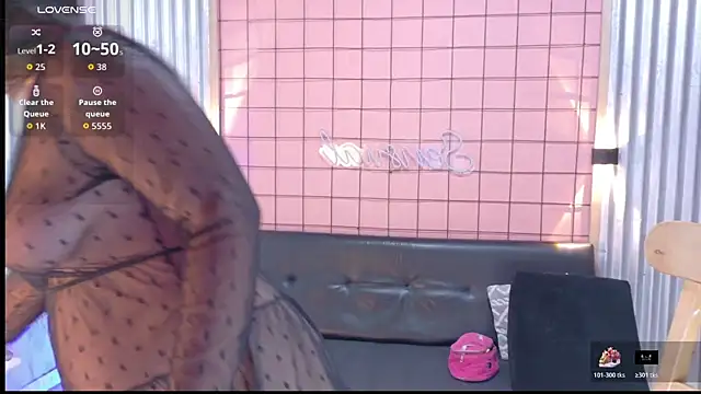 mensia hernandz online show from 18, 10, 2025