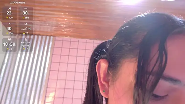 mensia hernandz online show from 28, 11, 2025