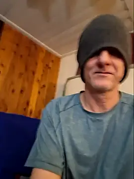 Snapshot of Wanking_Wiggiler chatting on 8, 2, 2025 Wanking Wiggiler online show from 8, 2, 2025