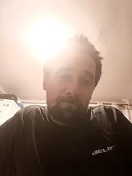 Snapshot of Stivn35 chatting on 28, 10, 2025 Stivn35 online show from 28, 10, 2025