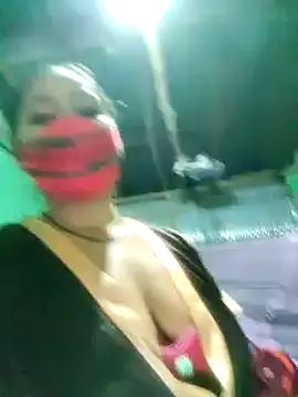 Shristiprakash0 online show from 5, 12, 2024