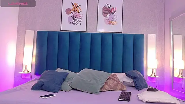 MiaMidnnightt online show from 24, 10, 2025