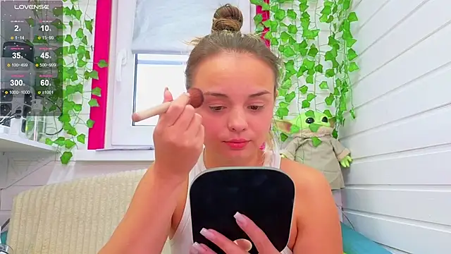 Misss Vikk online show from 26, 9, 2025