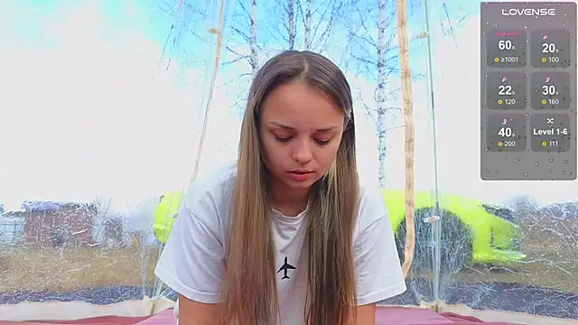 Misss Vikk online show from 5, 4, 2026