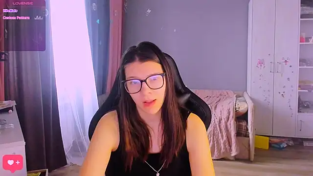 MollyLollipop online show from 14, 3, 2026