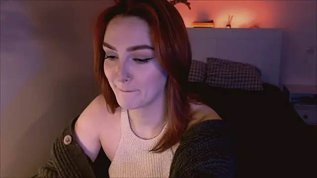 LilyFarey online show from 3, 12, 2024