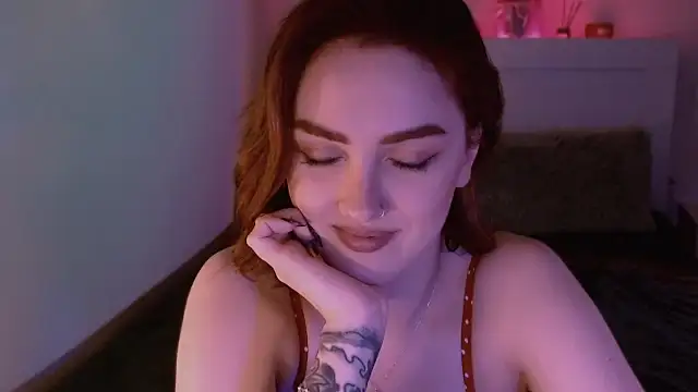 LilyFarey online show from 28, 12, 2024