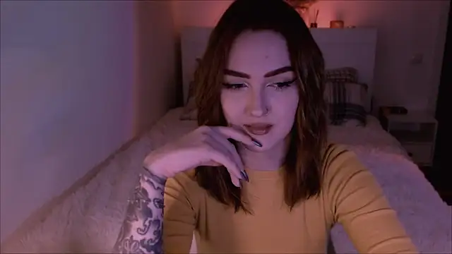 LilyFarey online show from 15, 1, 2025