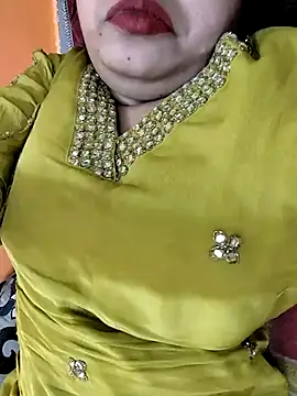 Snapshot of BigBustyRuhi chatting on 1, 4, 2026 BigBustyRuhi online show from 1, 4, 2026