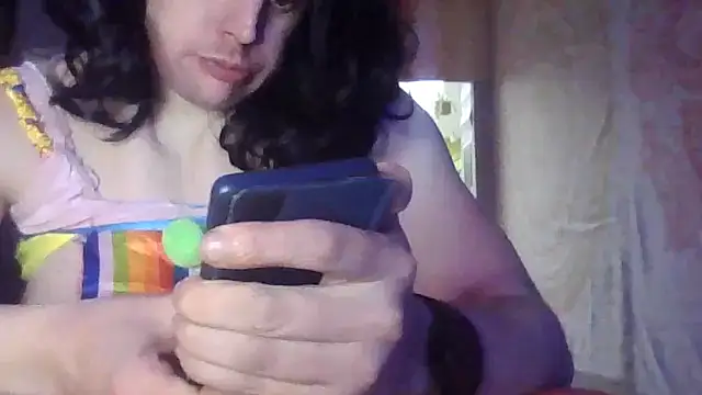 Snapshot of slankecrosdresser chatting on 6, 2, 2025 slankecrosdresser online show from 6, 2, 2025