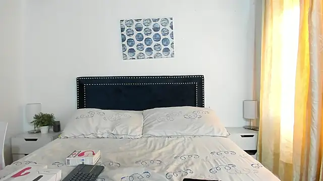 ZulyMichels online show from 26, 12, 2024