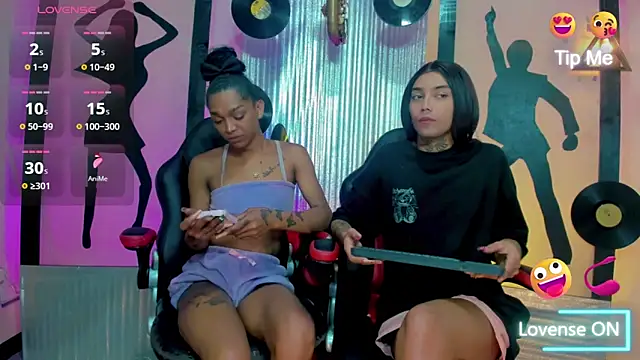 Snapshot of nickyminach_ chatting on 7, 1, 2026 nickyminach online show from 7, 1, 2026