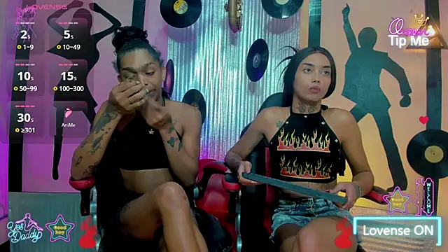 Snapshot of nickyminach_ chatting on 8, 1, 2026 nickyminach online show from 8, 1, 2026