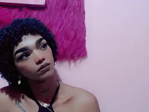 Snapshot of nickyminach_ chatting on 13, 1, 2026 nickyminach online show from 13, 1, 2026