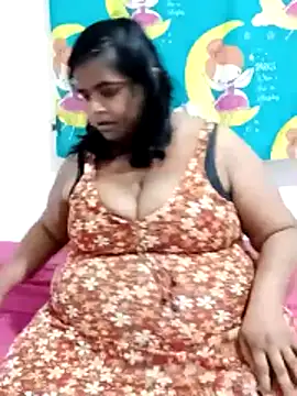 Snapshot of SusanaEshwar chatting on 28, 2, 2026 SusanaEshwar online show from 28, 2, 2026