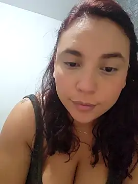 Snapshot of LizzRouse chatting on 24, 11, 2025 LizzRouse online show from 24, 11, 2025