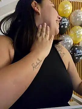 Snapshot of LizzRouse chatting on 17, 2, 2026 LizzRouse online show from 17, 2, 2026