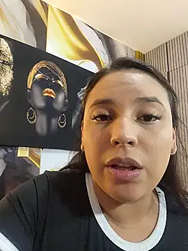 Snapshot of LizzRouse chatting on 19, 6, 2026 LizzRouse online show from 19, 6, 2026