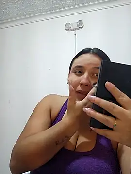 Snapshot of LizzRouse chatting on 24, 7, 2026 LizzRouse online show from 24, 7, 2026