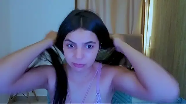 Snapshot of _elenna chatting on 1, 7, 2026 elenna online show from 1, 7, 2026