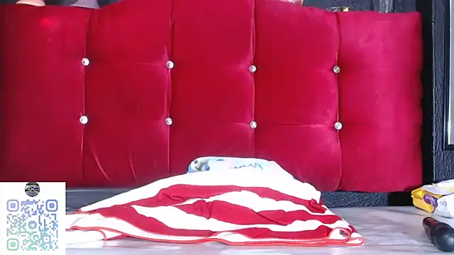 Snapshot of Upskirt_Squirt96 chatting on 18, 2, 2025 Upskirt Squirt96 online show from 18, 2, 2025