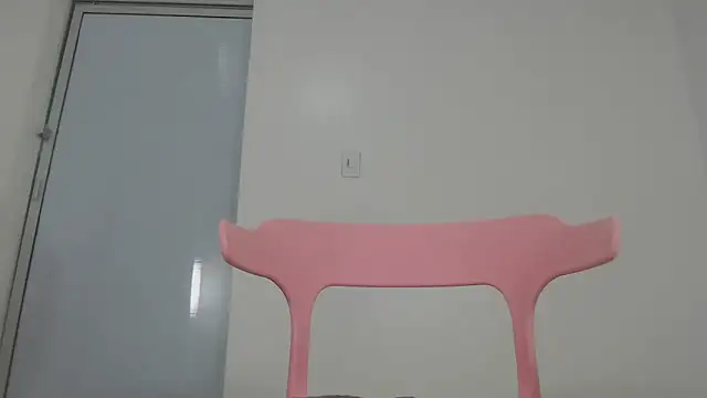 Snapshot of Upskirt_Squirt96 chatting on 4, 3, 2025 Upskirt Squirt96 online show from 4, 3, 2025
