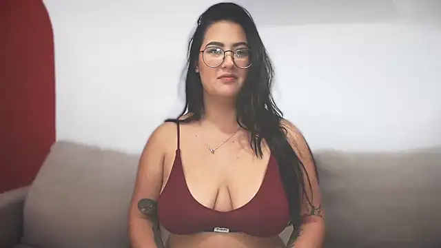 Snapshot of ZabathMiller chatting on 2, 2, 2025 ZabathMiller online show from 2, 2, 2025