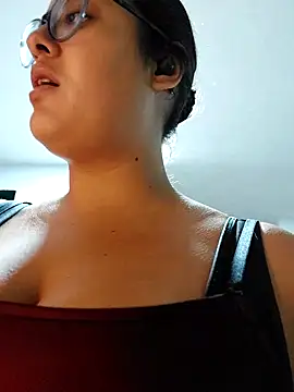 Snapshot of ZabathMiller chatting on 21, 11, 2025 ZabathMiller online show from 21, 11, 2025