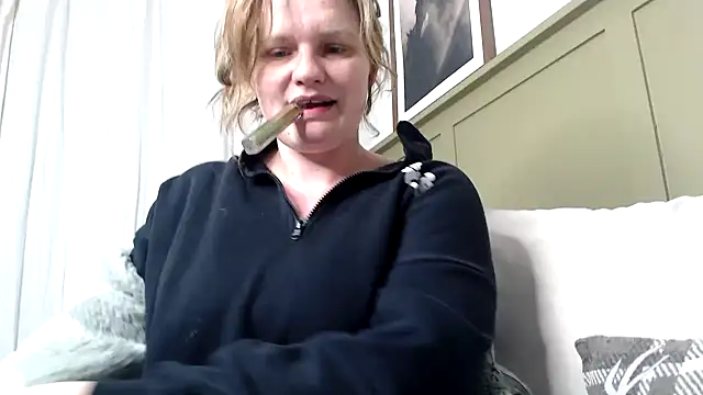 samanthaalice online show from 30, 1, 2025
