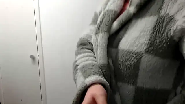 samanthaalice online show from 10, 2, 2025