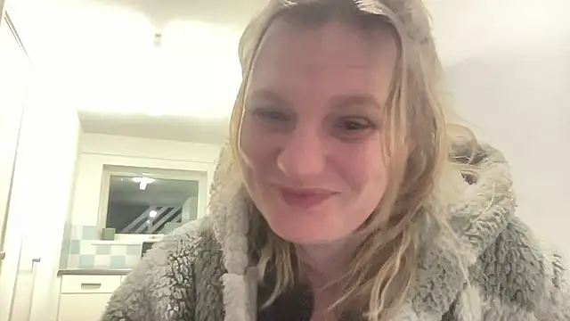 samanthaalice online show from 11, 3, 2025