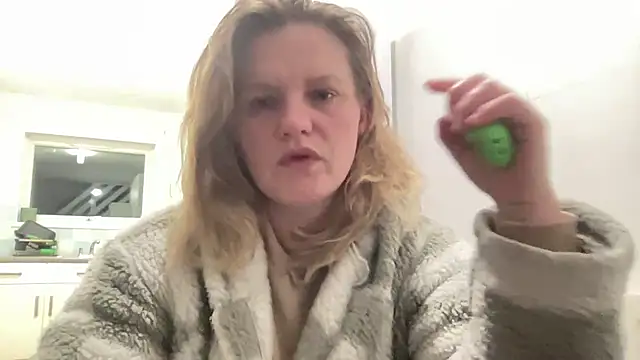 samanthaalice online show from 14, 3, 2025