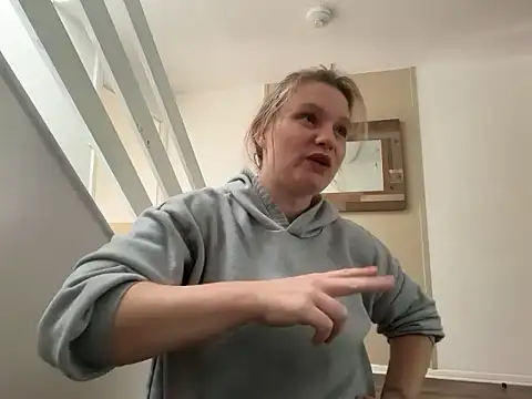samanthaalice online show from 21, 10, 2025