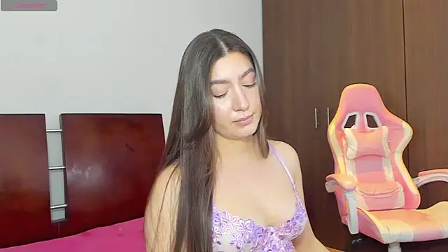 alice-love1 online show from 1, 10, 2025